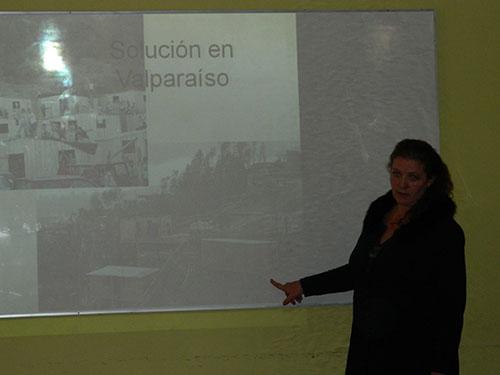 La ingeniera forestal y académica de la Universidad de Chile, Rose Marie Garay, explicó en detalle el proyecto Fondef en todas sus etapas.