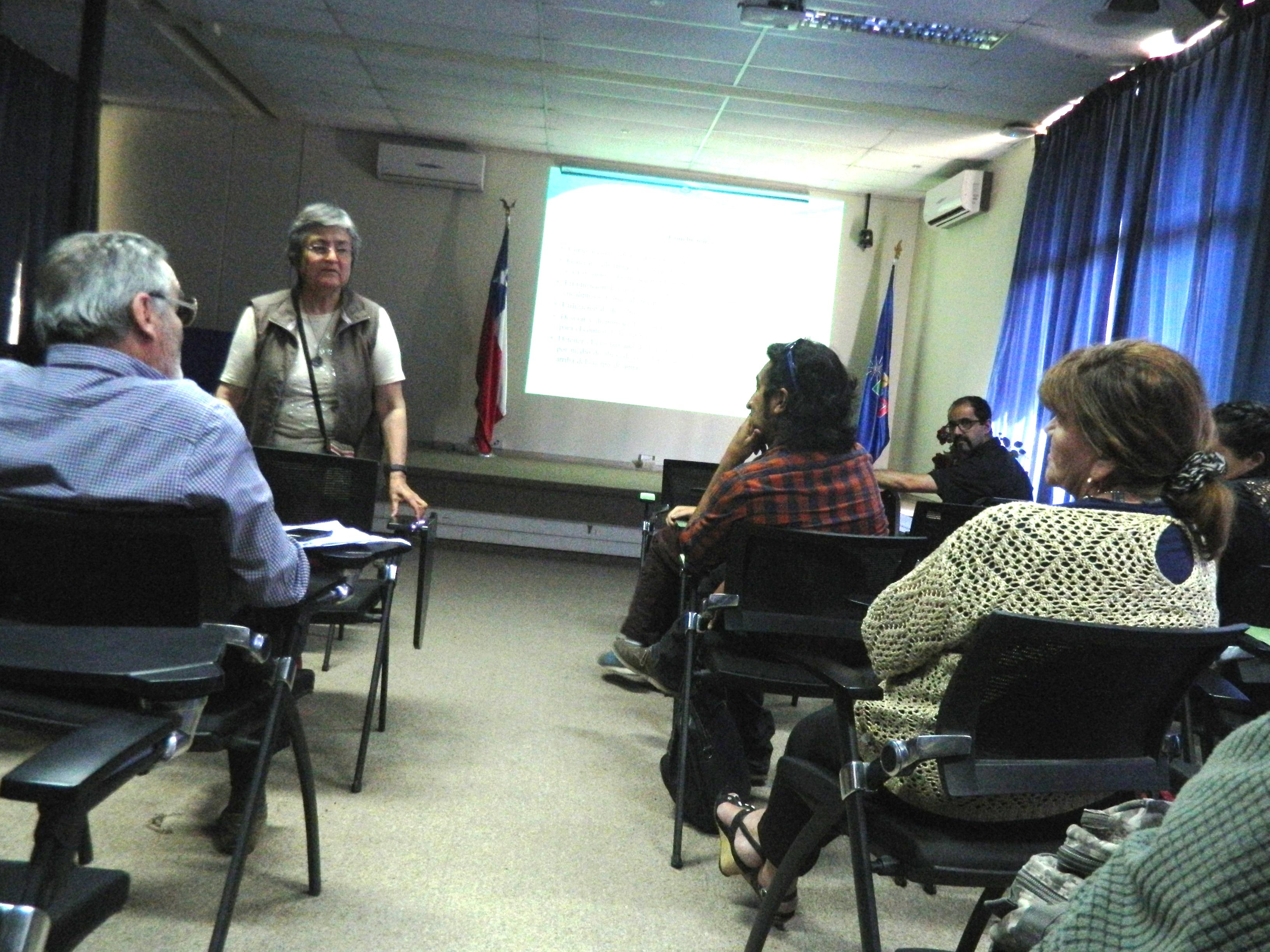 La Profesora Dra. Matilde López expuso sobre las Variables ecológicas del Santuario de la Naturaleza Quebrada de la Plata